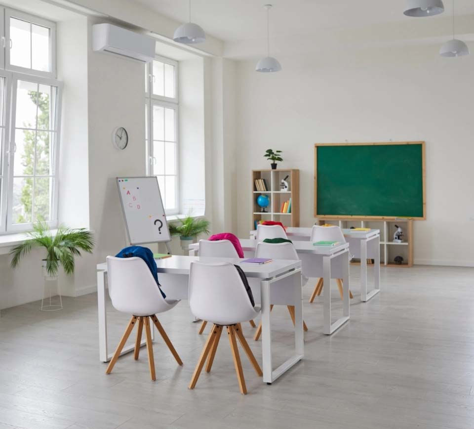 VersaRUBBER® ELITE Flooring for School Rooms