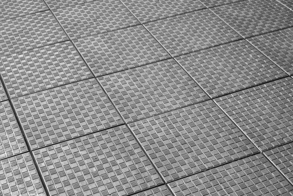Commercial Space With Rubber Flooring